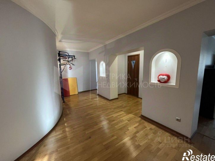 3-комн квартира улица Республики, 86 к1,  д. 86 к1