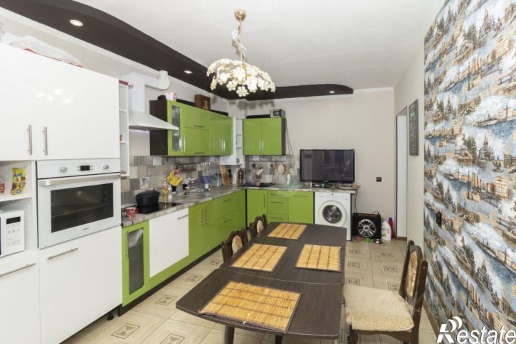 3-комн квартира ул Александра Матросова, 1 2,  д. 1 2,  к. 2