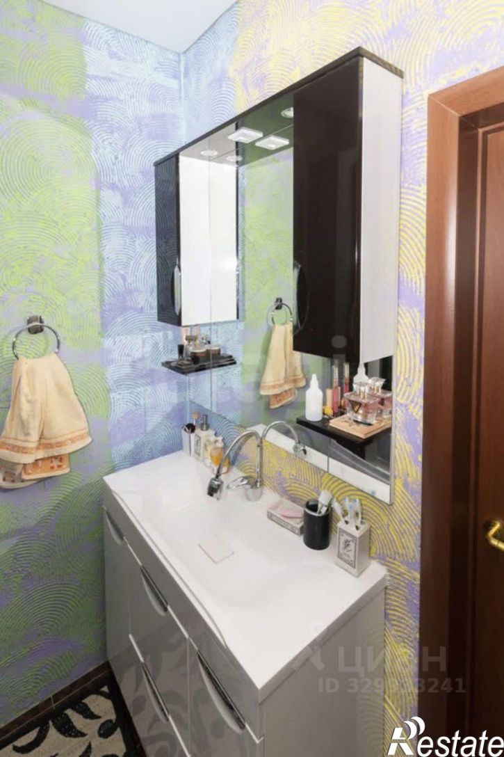 3-комн квартира ул Александра Матросова, 1 2,  д. 1 2,  к. 2