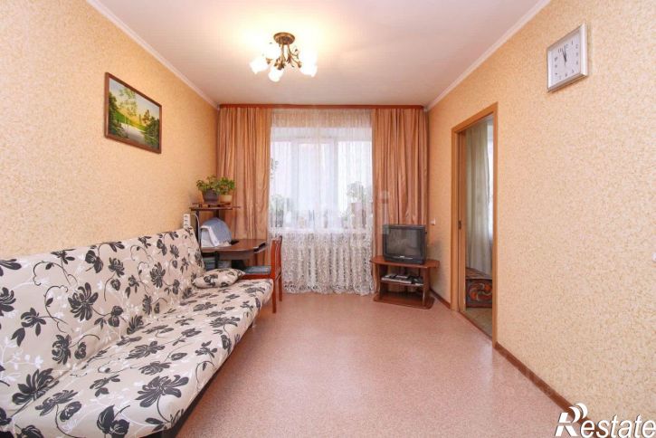 4-комн квартира улица Красных Зорь, 31,  д. 31