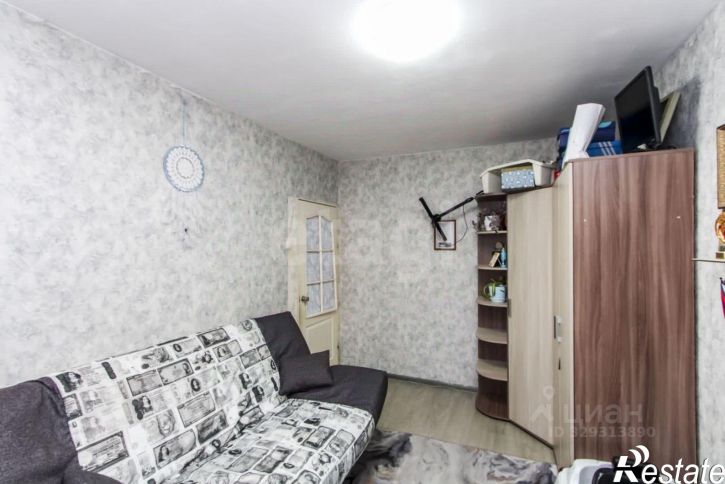 3-комн квартира улица Муравленко, 35А,  д. 35А