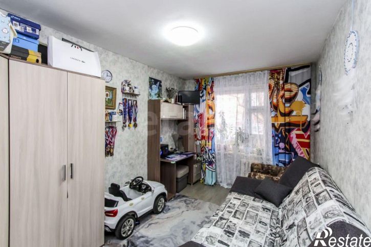 3-комн квартира улица Муравленко, 35А,  д. 35А