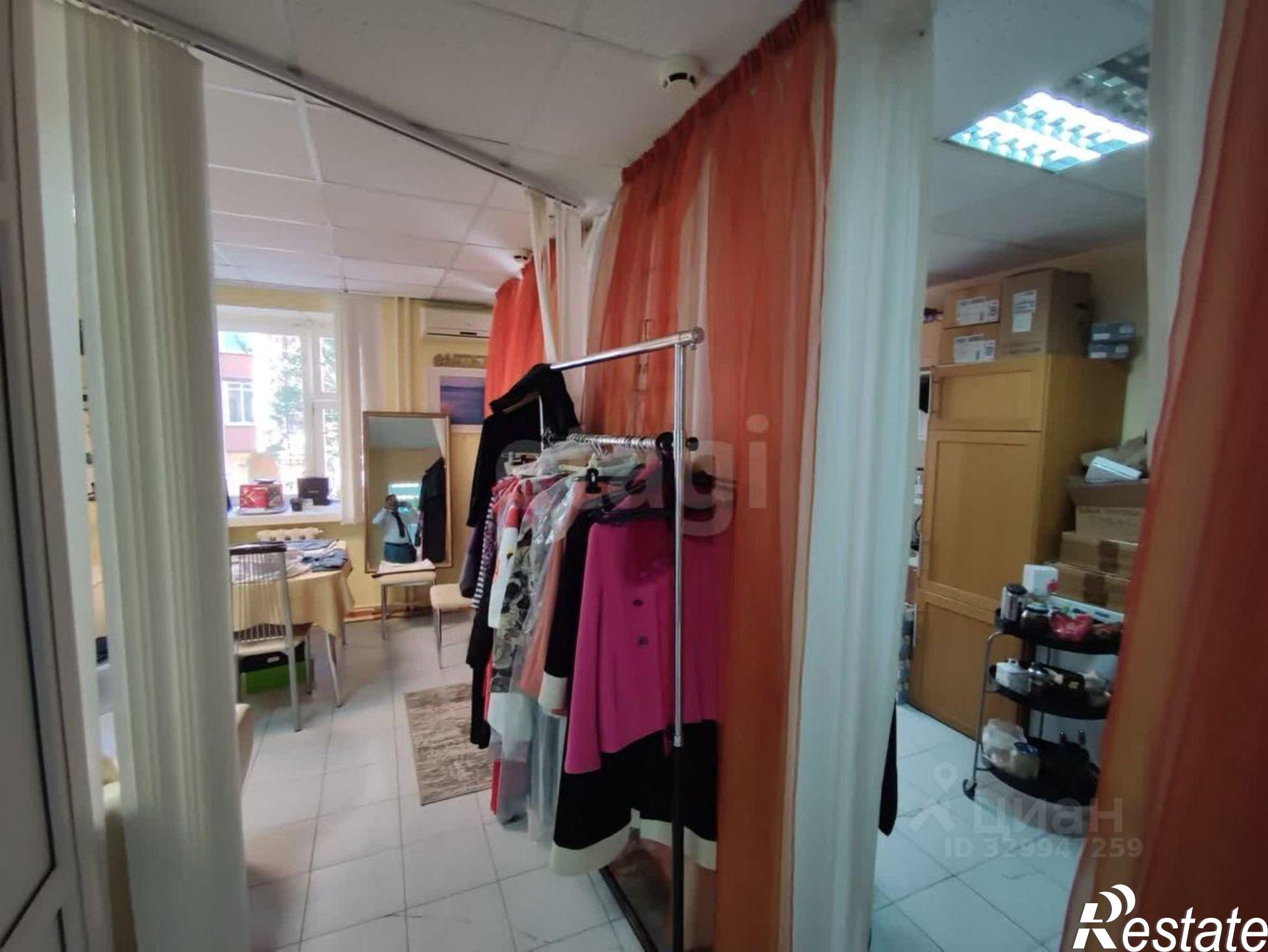 Купить офис, помещение под офис за 15 940 600 рублей на ул Широтная, 29 15