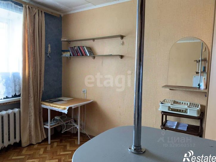 Комната улица 50 лет Октября, 63А,  д. 63А