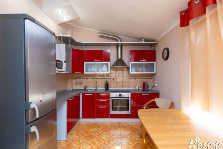 3-комн квартира ул Хохрякова, 10,  д. 10