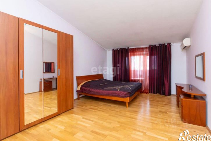 3-комн квартира ул Хохрякова, 10,  д. 10