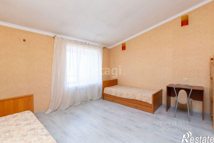 3-комн квартира ул Хохрякова, 10,  д. 10