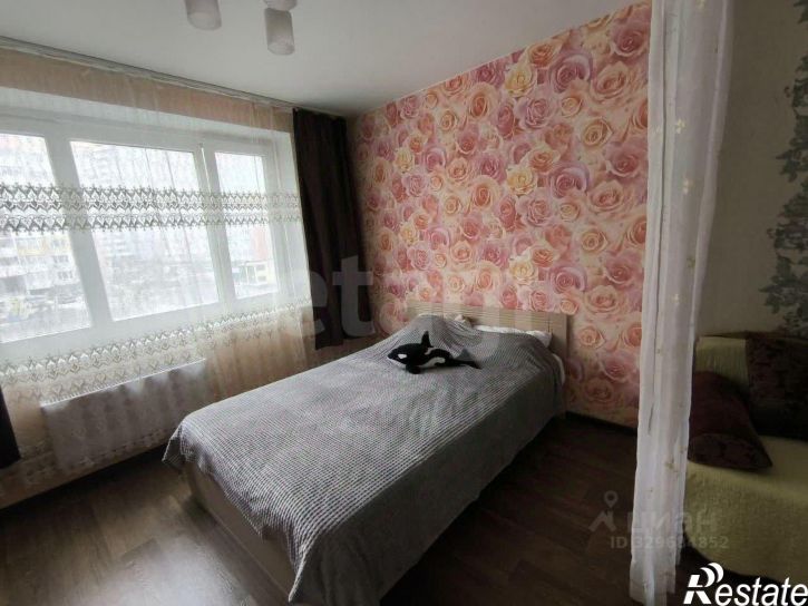 1-комн квартира ул Кремлевская, 110 1,  д. 110 1,  к. 1