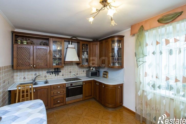 3-комн квартира ул Мельникайте, 44/2,  д. 44/2