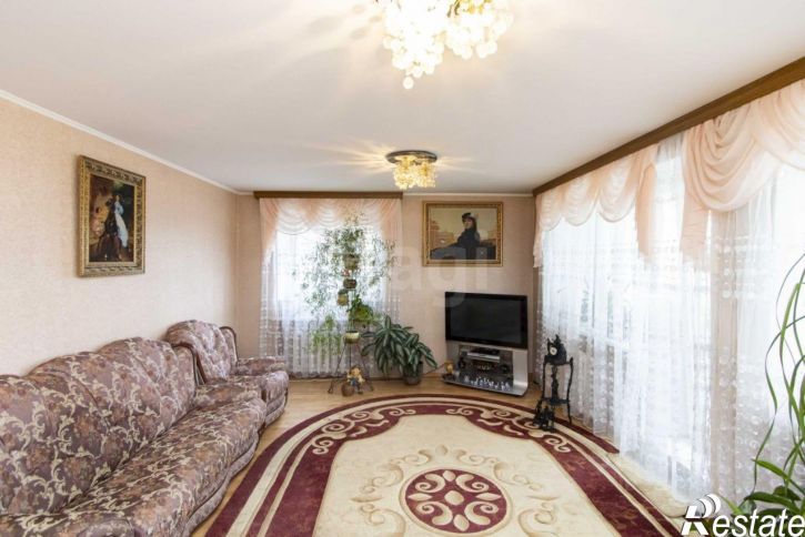 3-комн квартира ул Мельникайте, 44/2,  д. 44/2