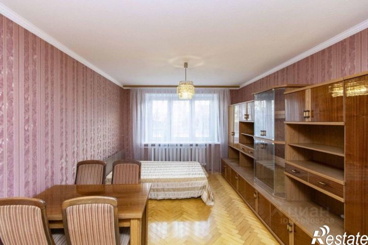 4-комн квартира улица Попова, 7А,  д. 7А
