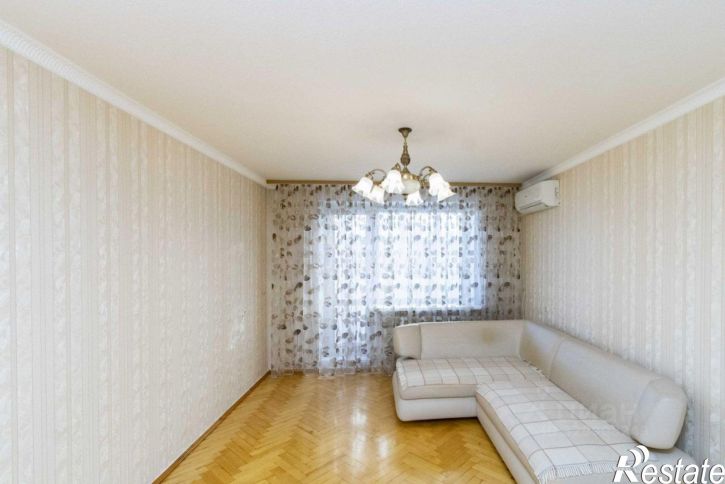 4-комн квартира улица Попова, 7А,  д. 7А