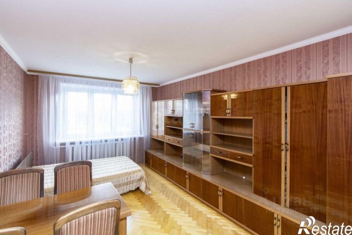 4-комн квартира улица Попова, 7А,  д. 7А