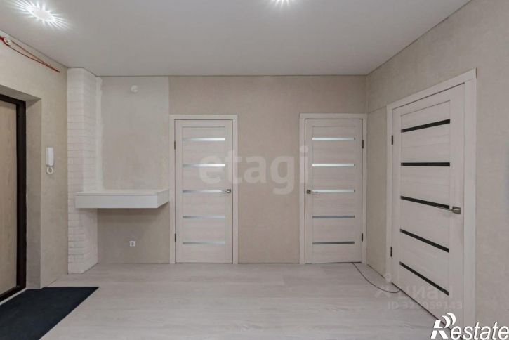 2-комн квартира ул Павла Шарова, 8,  д. 8