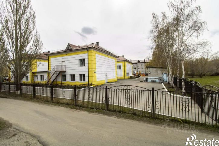 3-комн квартира ул Ивана Крылова, 21б,  д. 21б