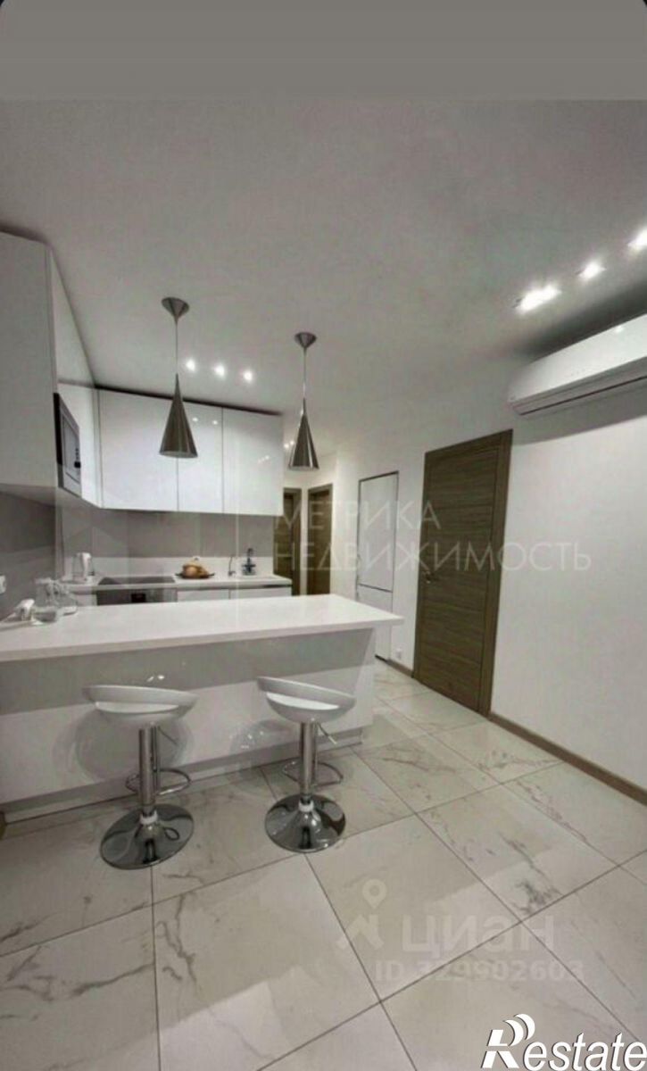 3-комн квартира улица Дмитрия Менделеева, 16,  д. 16