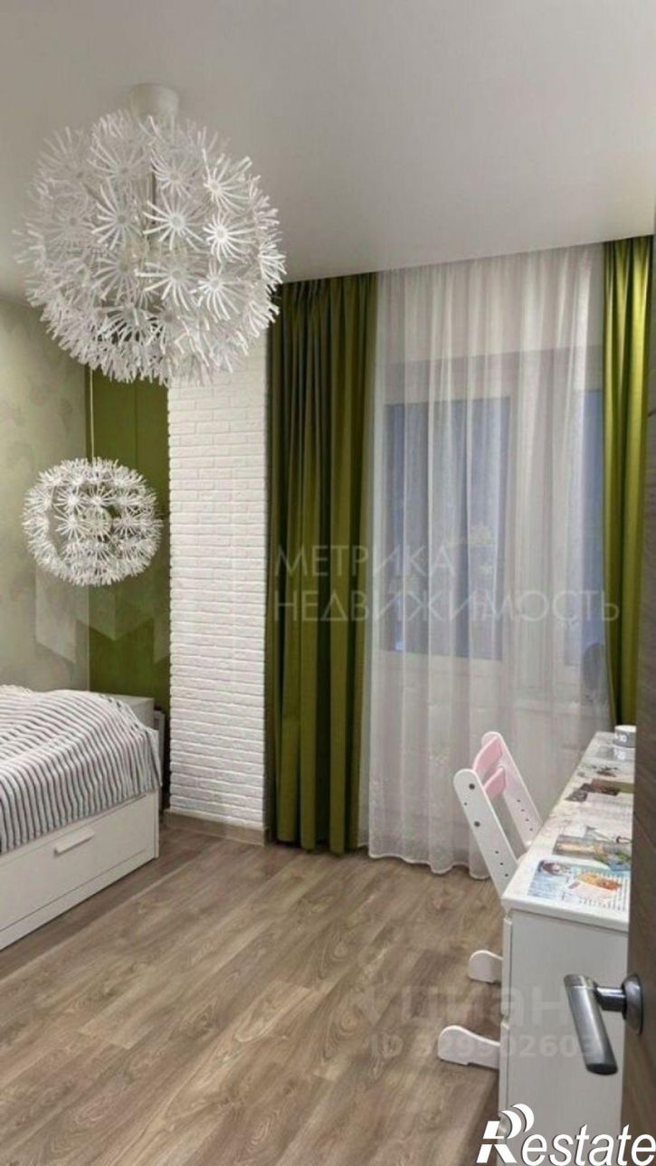 3-комн квартира улица Дмитрия Менделеева, 16,  д. 16