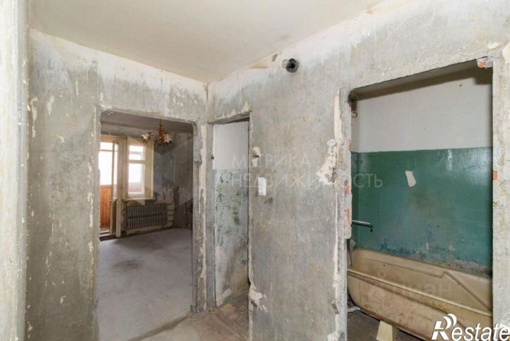 3-комн квартира улица Энергостроителей, 12,  д. 12