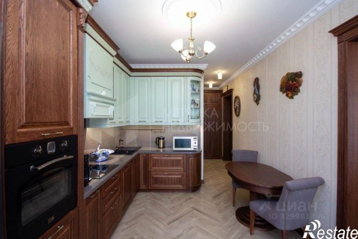 3-комн квартира улица Пожарных и спасателей, 14,  д. 14