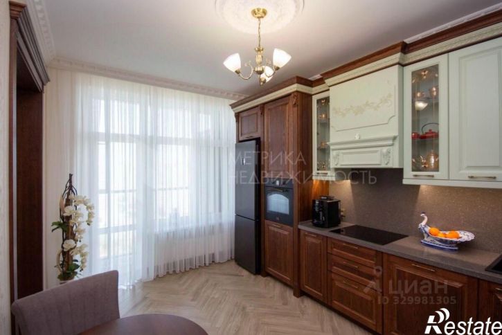 3-комн квартира улица Пожарных и спасателей, 14,  д. 14