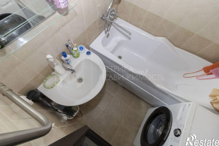 2-комн квартира ул Беловежская, 15,  д. 15