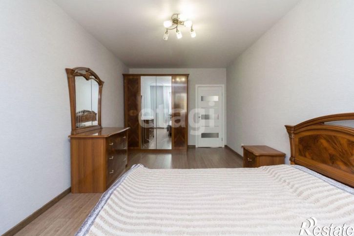 2-комн квартира улица Евгения Богдановича, 11 к3,  д. 11 к3