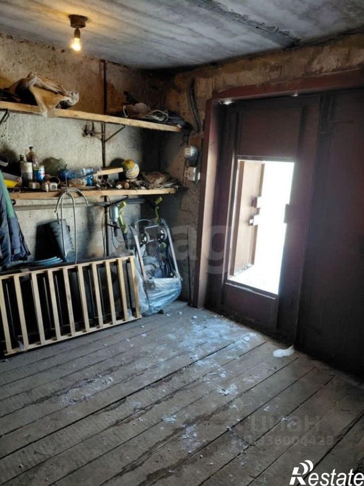 Гараж/парковка улица Республики, 247,  д. 247