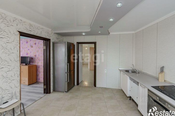 3-комн квартира улица Станислава Карнацевича, 12,  д. 12