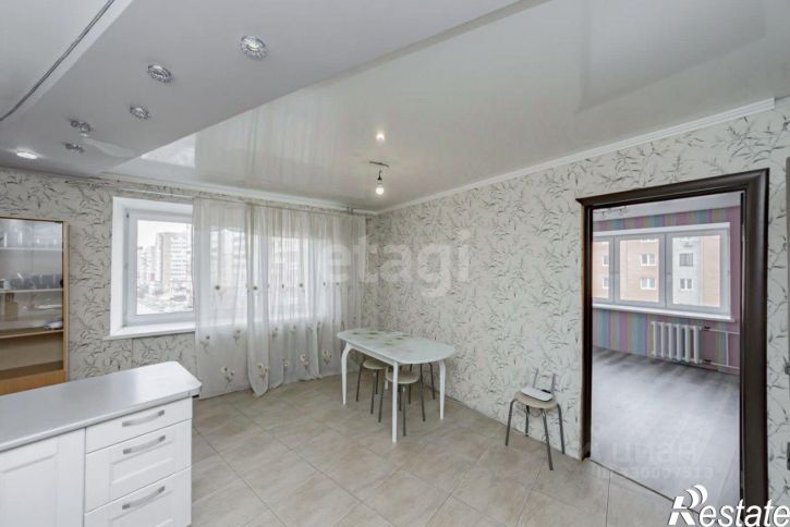 3-комн квартира улица Станислава Карнацевича, 12,  д. 12