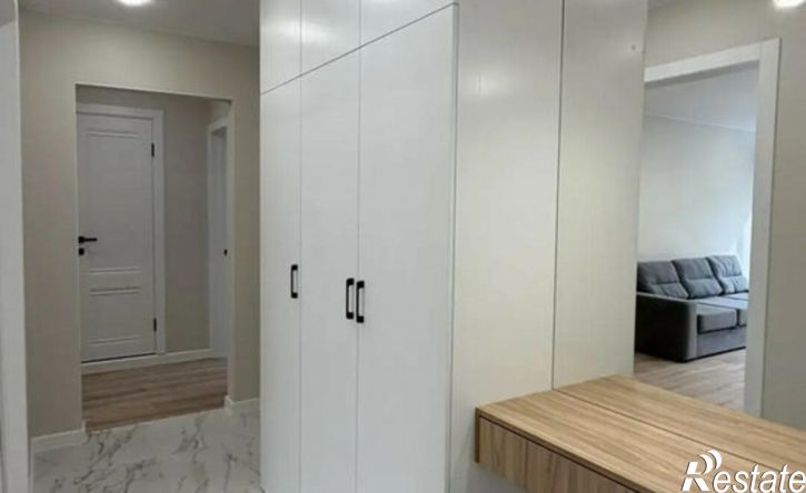 3-комн квартира улица Александра Логунова, 20,  д. 20