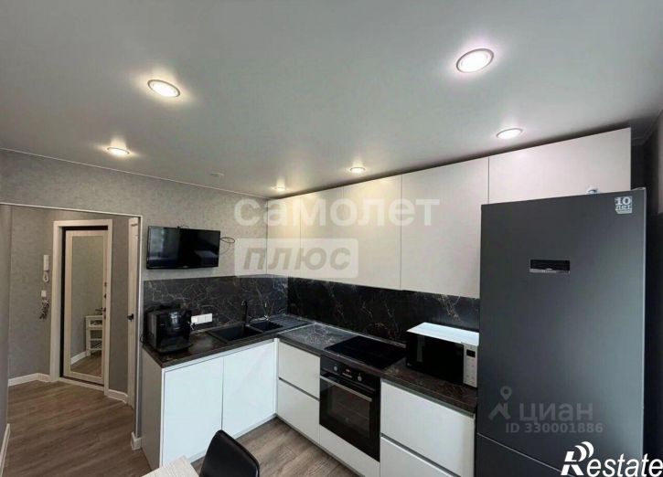 3-комн квартира ул Мельникайте, 127а,  д. 127а