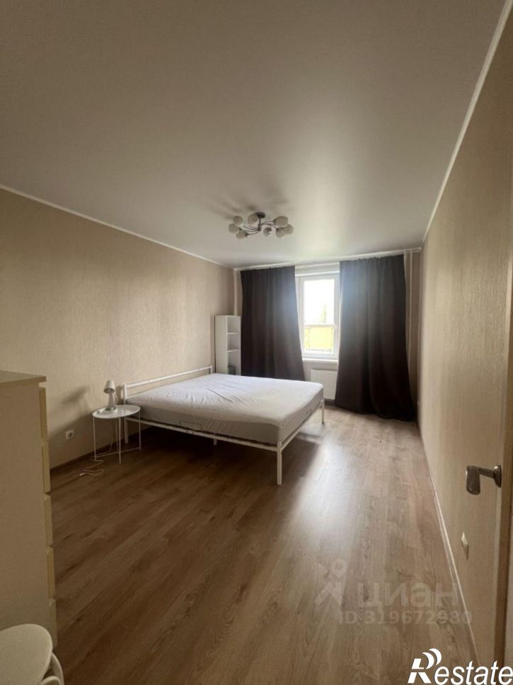 1-комн квартира улица Александра Протозанова, 12 к1,  д. 12 к1