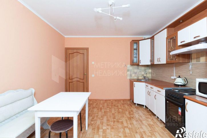 2-комн квартира Широтная улица, 126,  д. 126