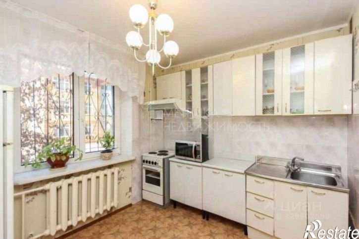 1-комн квартира улица Красных Зорь, 2,  д. 2