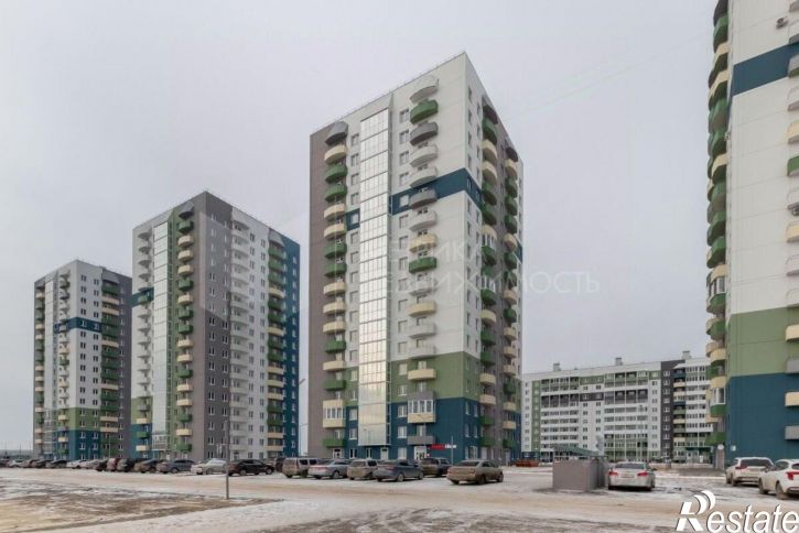 3-комн квартира ул Героев космоса, 9,  д. 9
