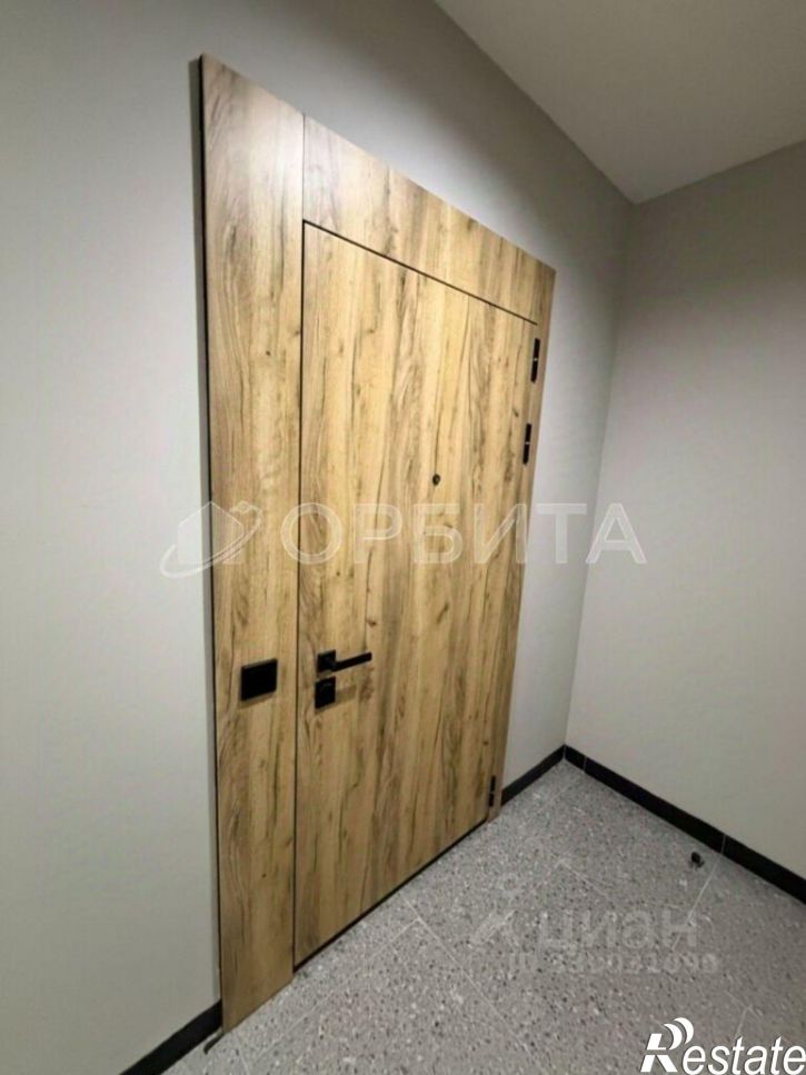 3-комн квартира улица Василия Подшибякина, 7,  д. 7