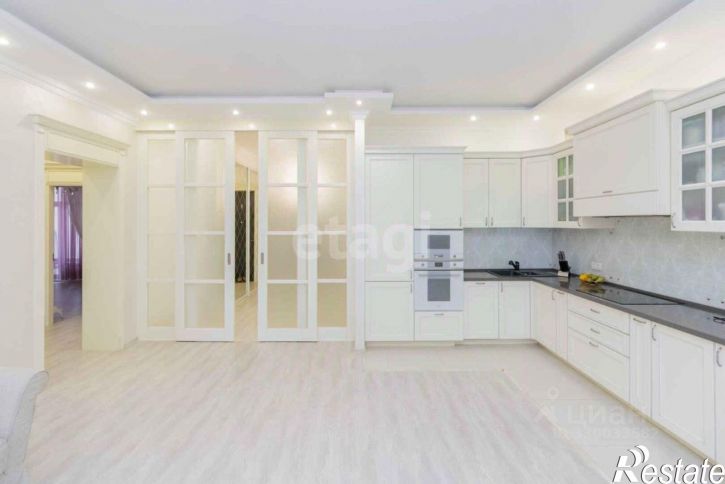 3-комн квартира ул 25 Октября, 34,  д. 34