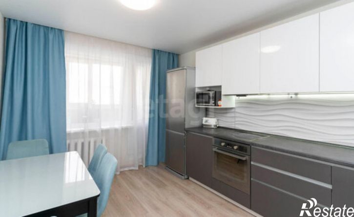 4-комн квартира Полевая улица, 27,  д. 27