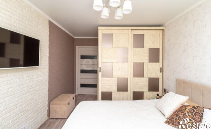 2-комн квартира улица Газовиков, 61,  д. 61