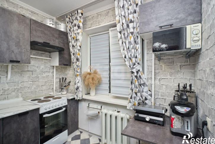 2-комн квартира улица Парфёнова, 28,  д. 28