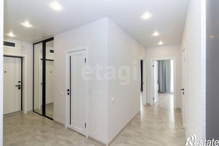 2-комн квартира улица Василия Подшибякина, 11,  д. 11