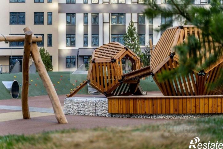 3-комн квартира ул 50 лет Октября, 63 2,  д. 63 2,  к. 2