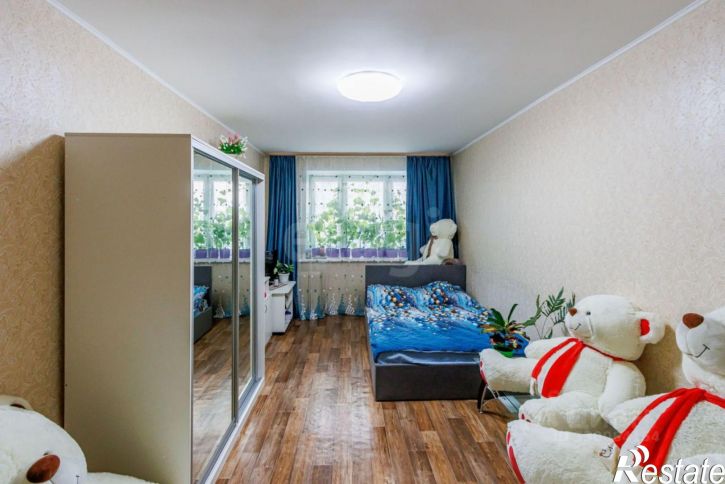 2-комн квартира улица Андрея Бушуева, 4,  д. 4
