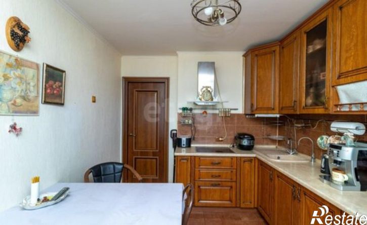 3-комн квартира Заречный проезд, 37,  д. 37
