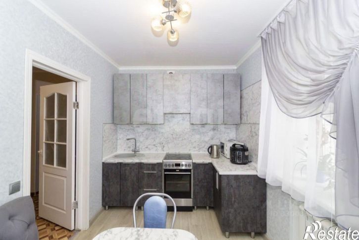 3-комн квартира улица Федюнинского, 15,  д. 15