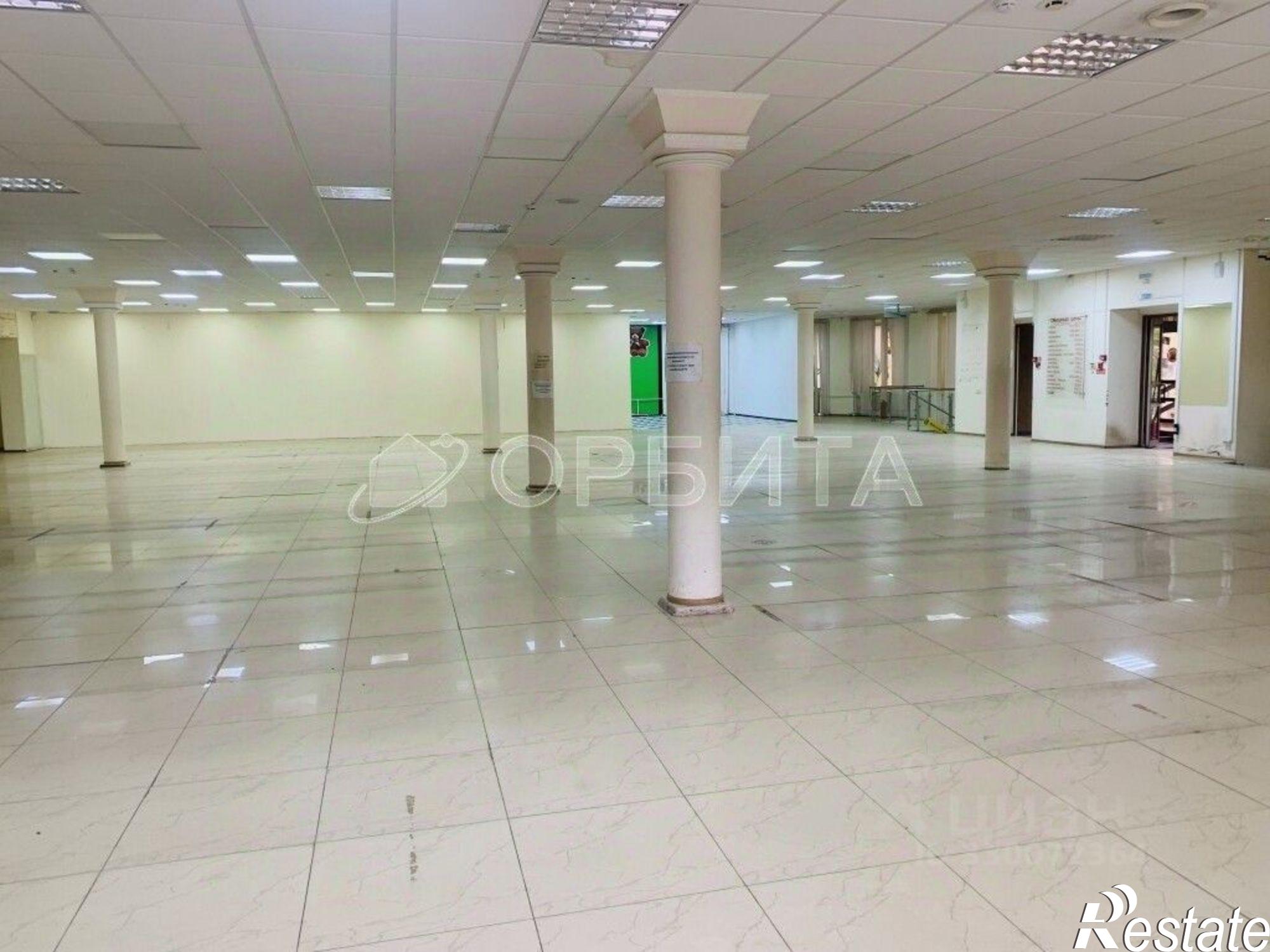 Купить торговое помещение за 139 986 000 рублей на ул Холодильная, 83
