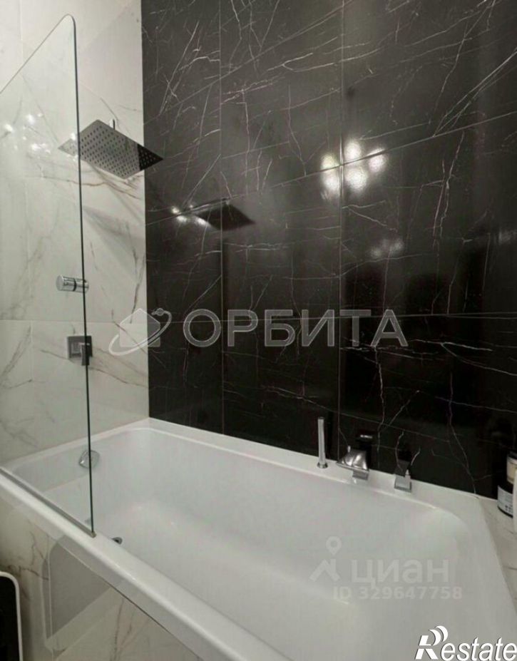 2-комн квартира улица Фармана Салманова, 12,  д. 12