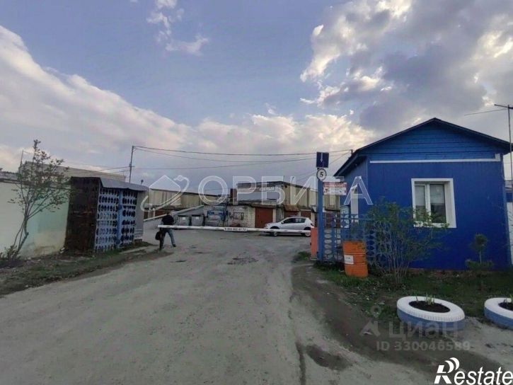 Гараж/парковка ул Федюнинского, 10а,  д. 10а