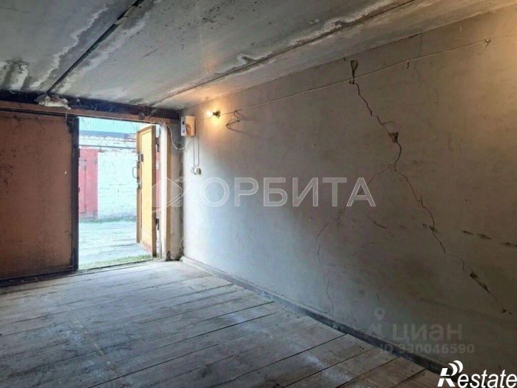 Гараж/парковка улица Андрея Кореневского