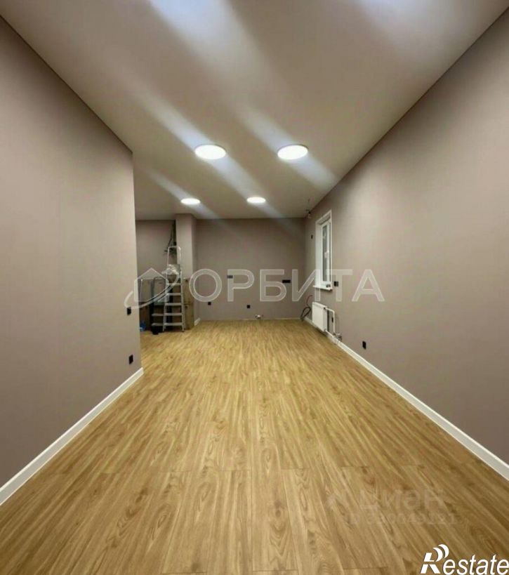 1-комн квартира ул Парада Победы, 11,  д. 11